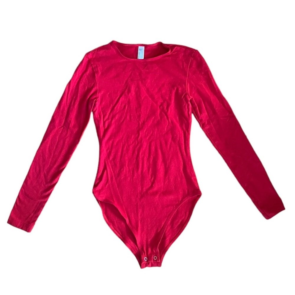 American Apparel Women’s Bodysuit Small Red Round Neck Long Sleeve Snap Closure